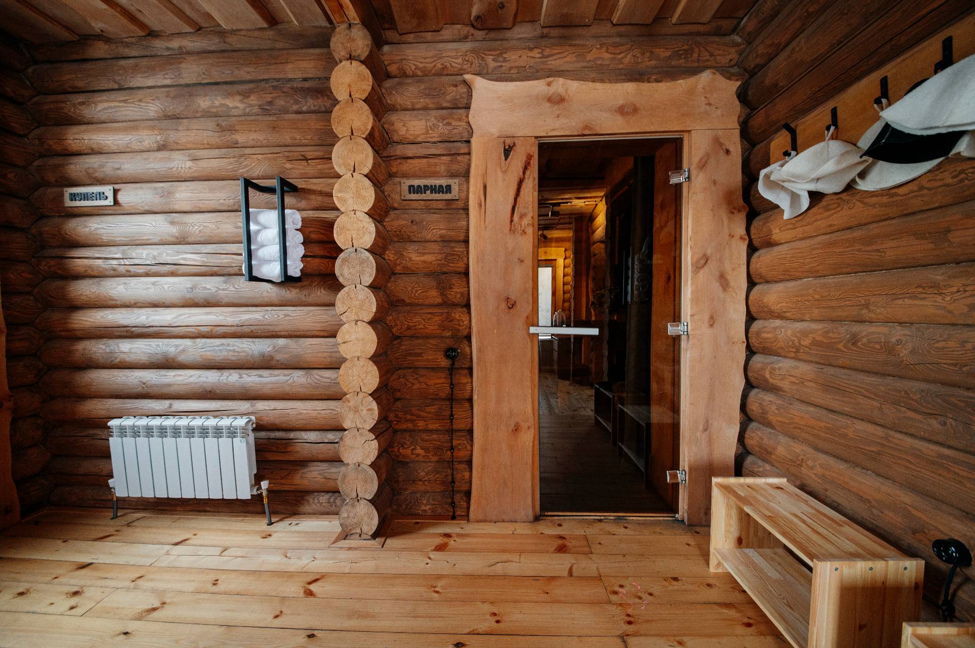 Большой 2-этажный коттедж с баней и купелью